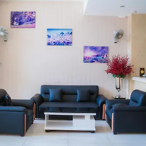 Nhat Linh & Hotel